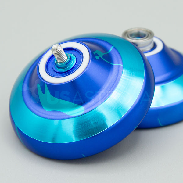 YoYoFactory SHUTTER Wide Angle: Blue/Aqua Splash