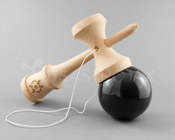 Kendama USA: Tribute Kendama Solid Black