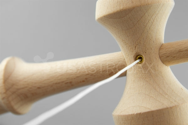 Kendama USA: Tribute Kendama Solid White